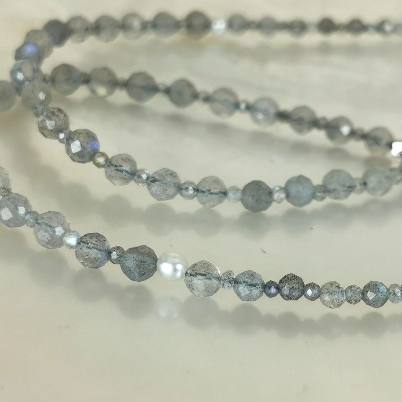 Catenine: Collier pierres Labradorites perles eau douce flocon Ag925 – Nuovo e nell'imballaggio originale da Préverenges venduto da AOP70 8