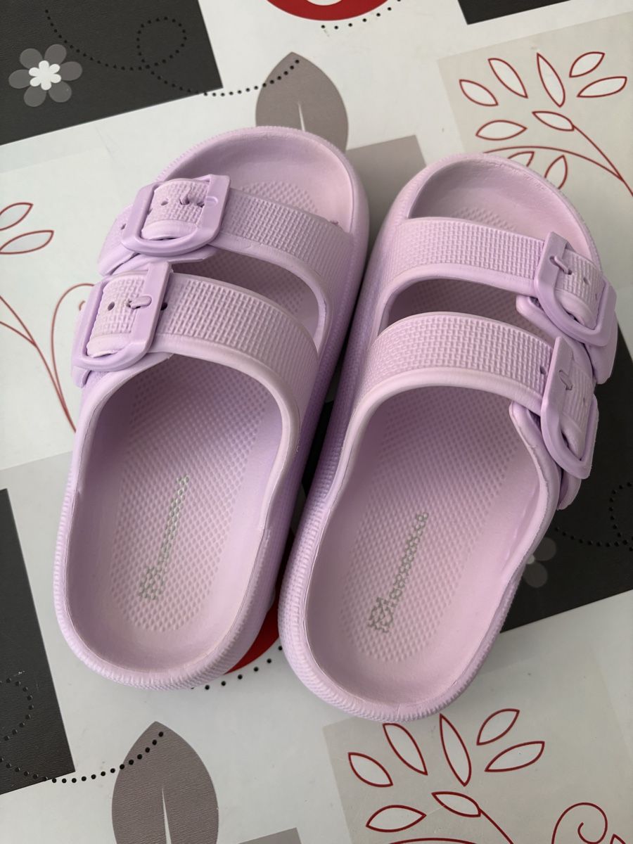 Scarpe per ragazze: Ciabatte estive lilla in gomma, numero 30 – Usato da Novazzano venduto da jen_hx8j 1