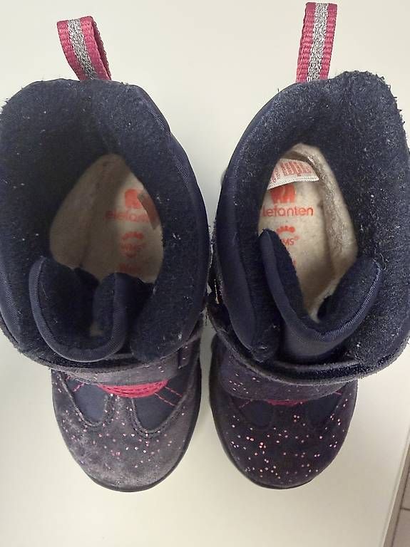 Scarpe per ragazze: Scarponcini per bimba – Usato da Bellinzona venduto da SammlerTI 2