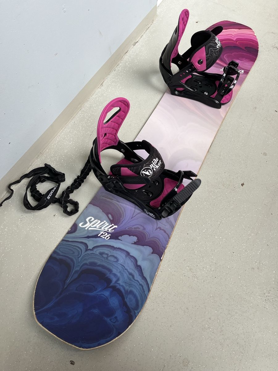 Snowboard Nitro Board: Nitro Snowboard 126cm inkl. Nidecker Bindung – Usato da Horgen venduto da pupcia01