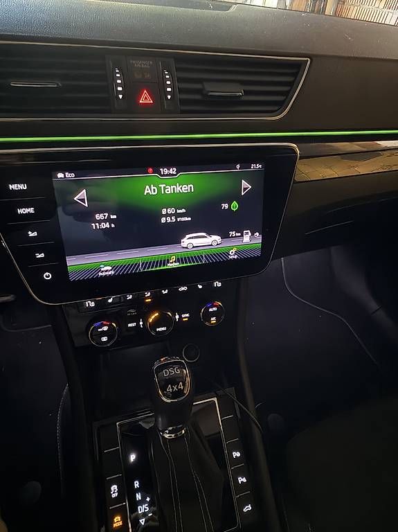 Automobili: Skoda Superb 2.0 TSI Sportline – Usato da Bad Ragaz venduto da Nikis_Markt 3