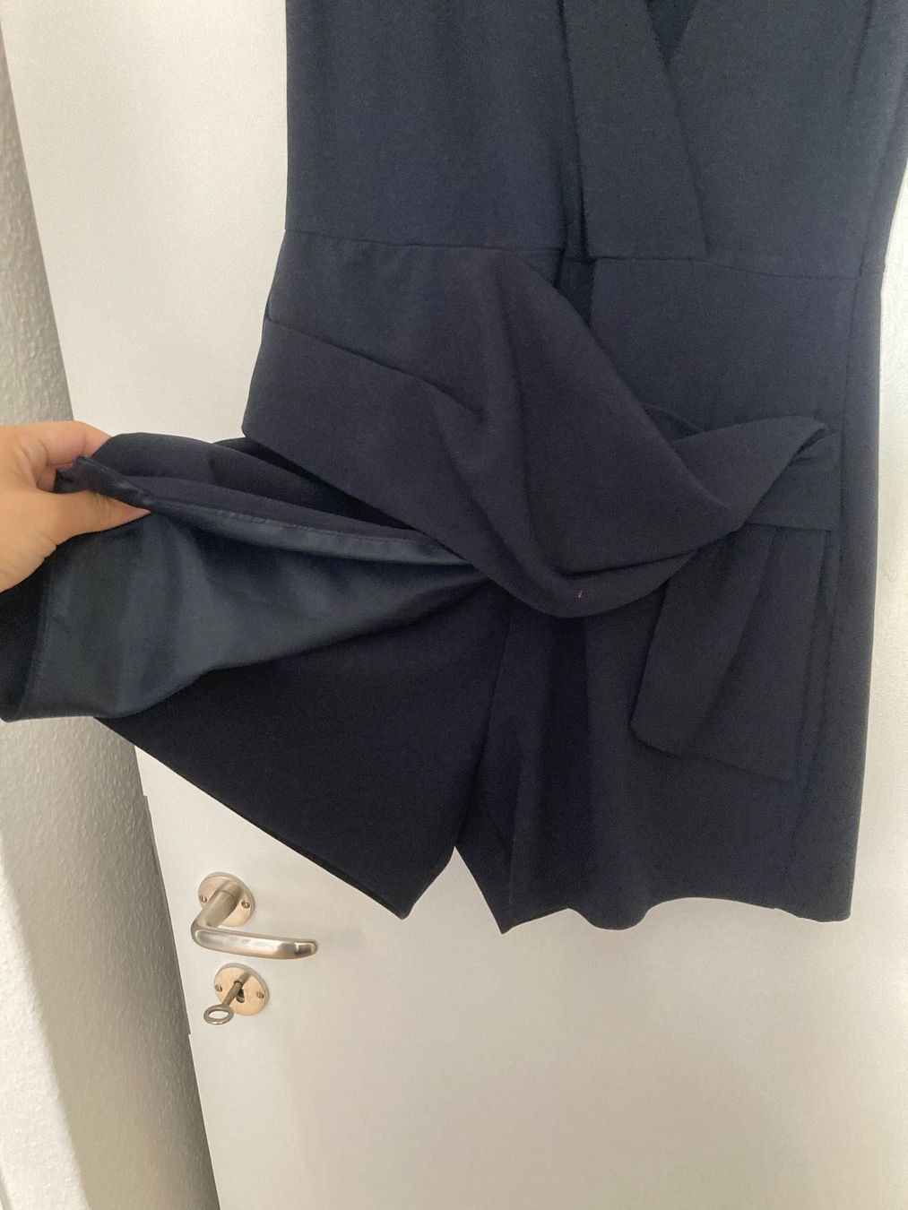 Zara Tute: Eleganter Jumpsuit von Zara – Nuovo (secondo la descrizione) da Uster venduto da Kalici1 1