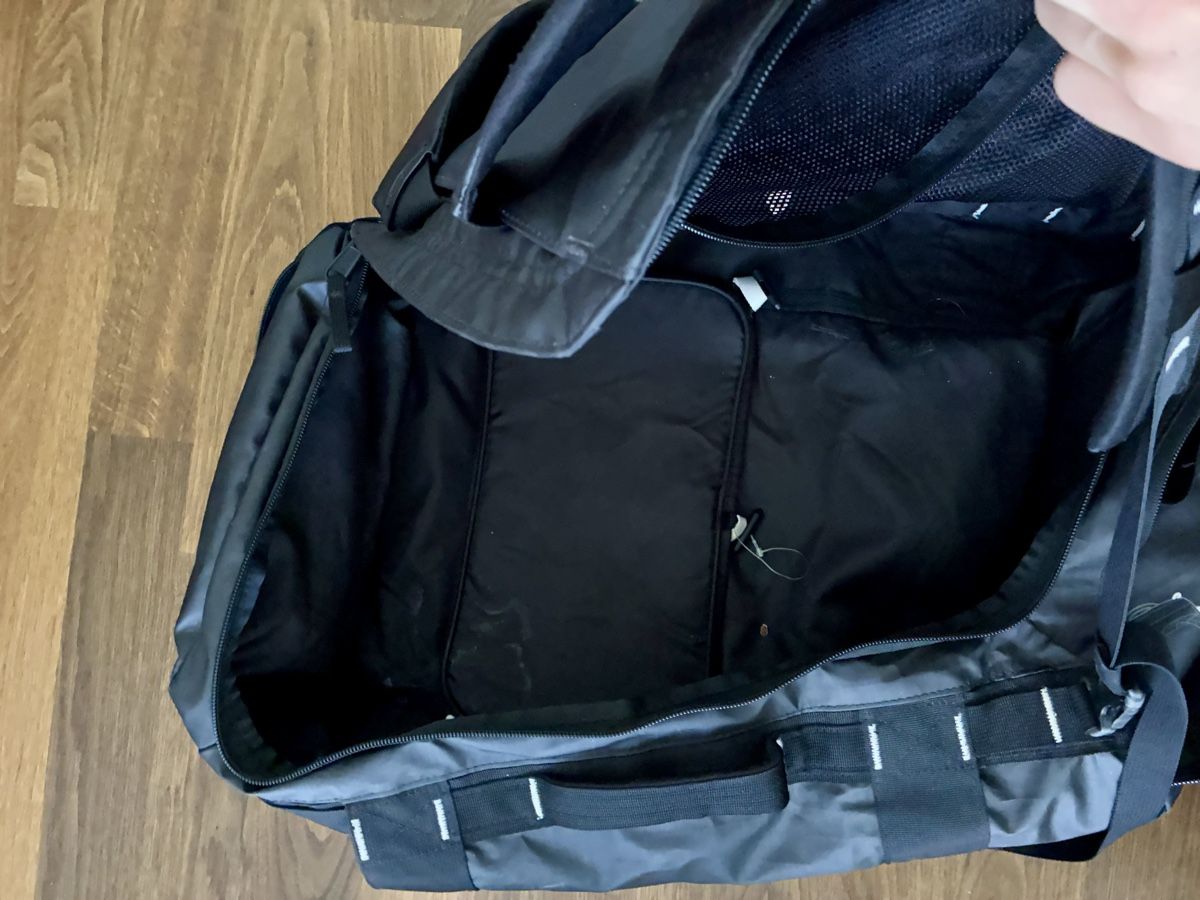 North Face Rucksäcke: The North Face Base Camp Voyager Duffel-Tasche – Neu (gemäss Beschreibung) aus Unterengstringen von vivienneberger 3