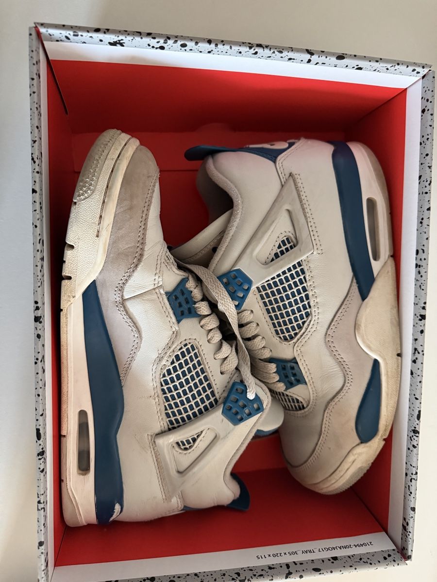 Jordan Scarpe da uomo: Jordan 4 – Usato da Bulle venduto da Laetitia84