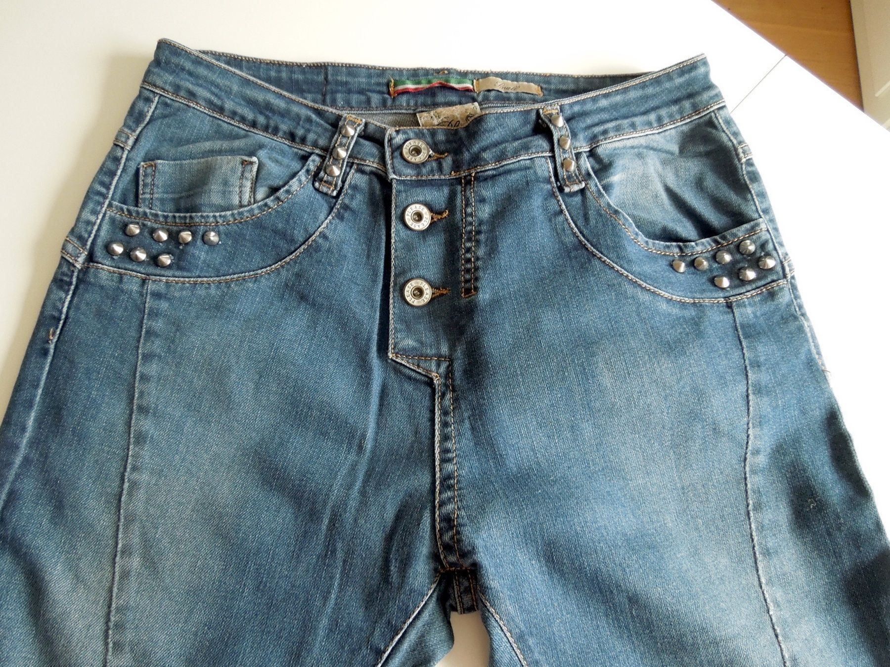 Please Jeans Jeans: PLEASE Nieten Jeans Gr. Small – Nuovo (secondo la descrizione) da Meiringen venduto da Sheyene 3