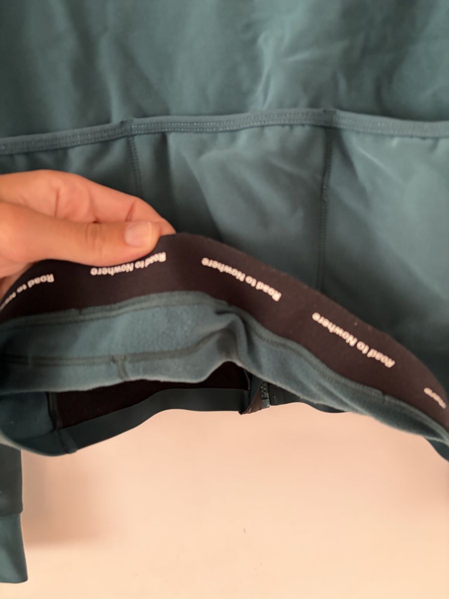 Pas Normal Studios Leibchen & Hosen: Pas Normal Studios Winter Jersey – Gebraucht aus Zürich von von_sj9s 4