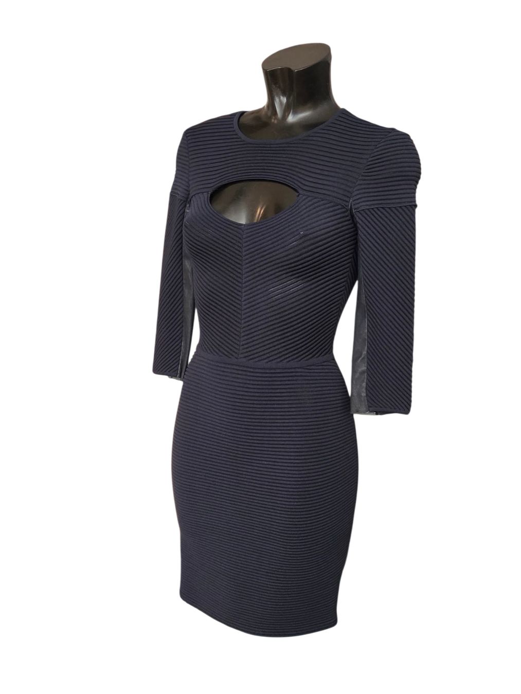 Kleider: Jitrois Minikleid – Gebraucht aus Zürich von finesse.shop 1