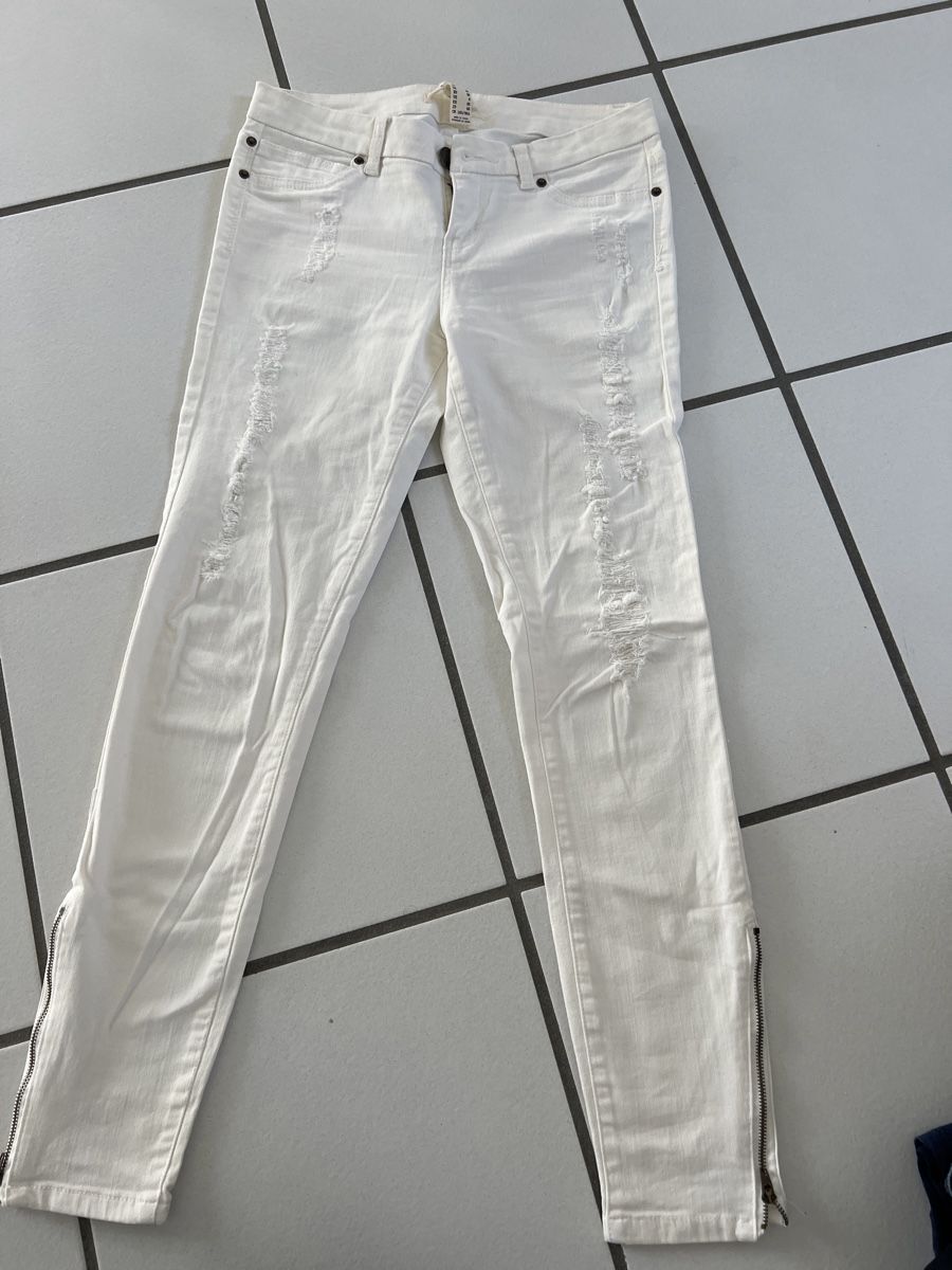 Jeans: Jeans – Usato da Oberuzwil venduto da DanaB01