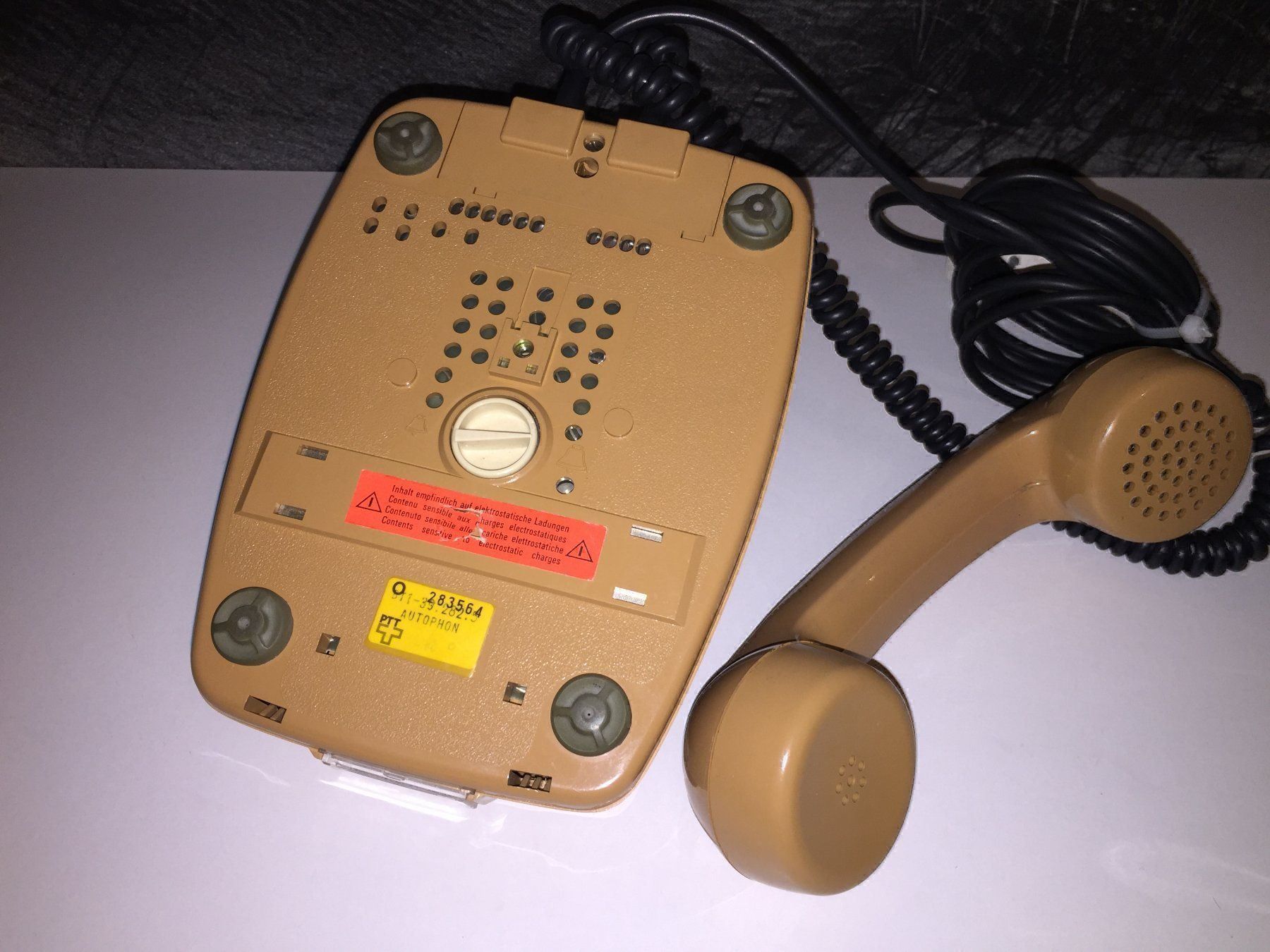 Telefone: Ancien Télephone/ Alt telefon – Gebraucht aus Cossonay-ville von Super-Price-Quality 4