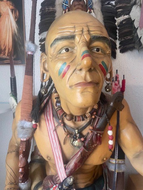 Statuette: Letzte  Aktion Grosse Indianer Figur – Usato da Basel venduto da Dylan1994 3