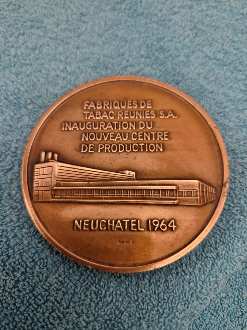 Medaillen: Grande médaille Fabriques de Tabac Réunies, Neuchâtel 1964 – Gebraucht aus Münsingen von Mitcha2810