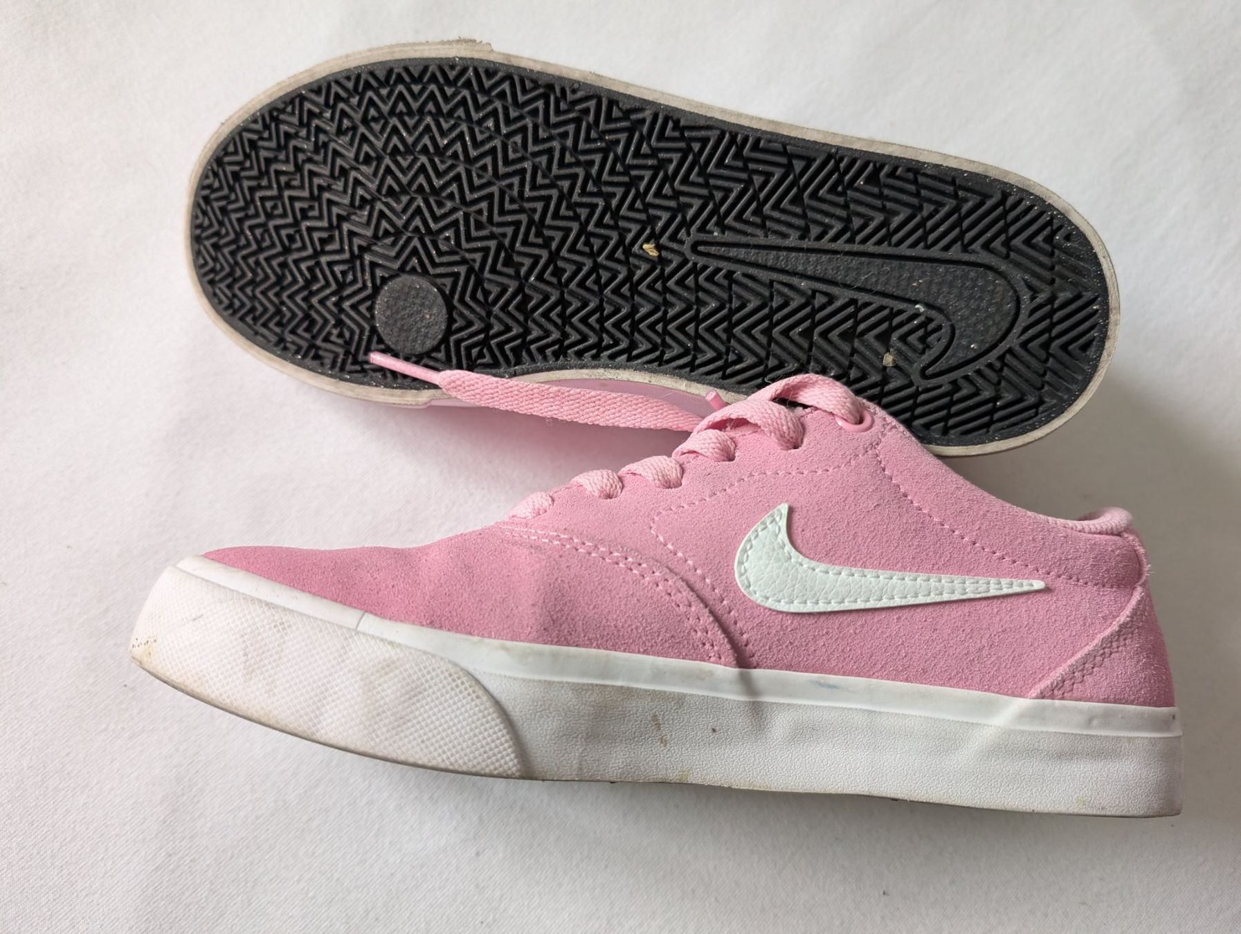Nike Scarpe da donna: Rosa Sneakers von Nike, Grösse 37.5 – Usato da Greifensee venduto da Floh02 2