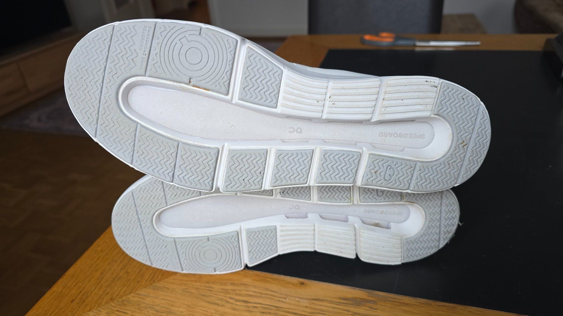 On Scarpe da donna: On the Roger schuhe EU 40.5 – Nuovo (secondo la descrizione) da Wallisellen venduto da theblacksheep 2