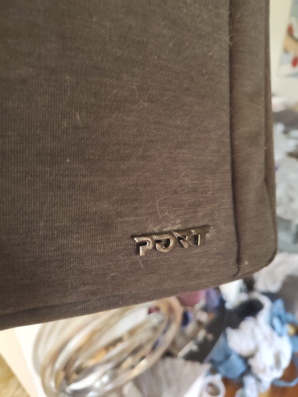 Taschen: Laptoptasche Port Designs  gebraucht – Gebraucht aus Niederglatt SG von bella2022 2