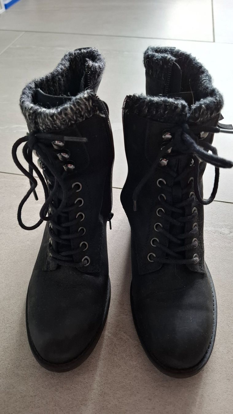 Chaussures femmes: Schuhe – D'occasion à bülach par bea_syq2