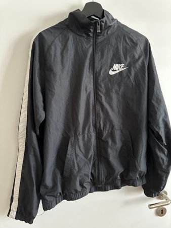 Schwarzer Nike Windbreaker Gr. M