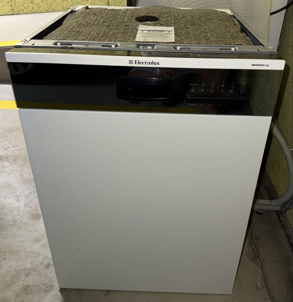 Electrolux Lavastoviglie: Electrolux Geschirrspüler 55Cm A++ Ch Norm – Usato da Kilchberg ZH venduto da Rei_9