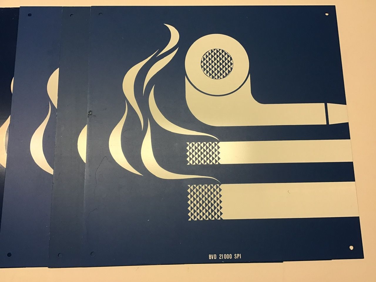 Insegne: Gebotsschild Raucher Zone Smoking Sign – Usato da Lichtensteig venduto da Babeli 1