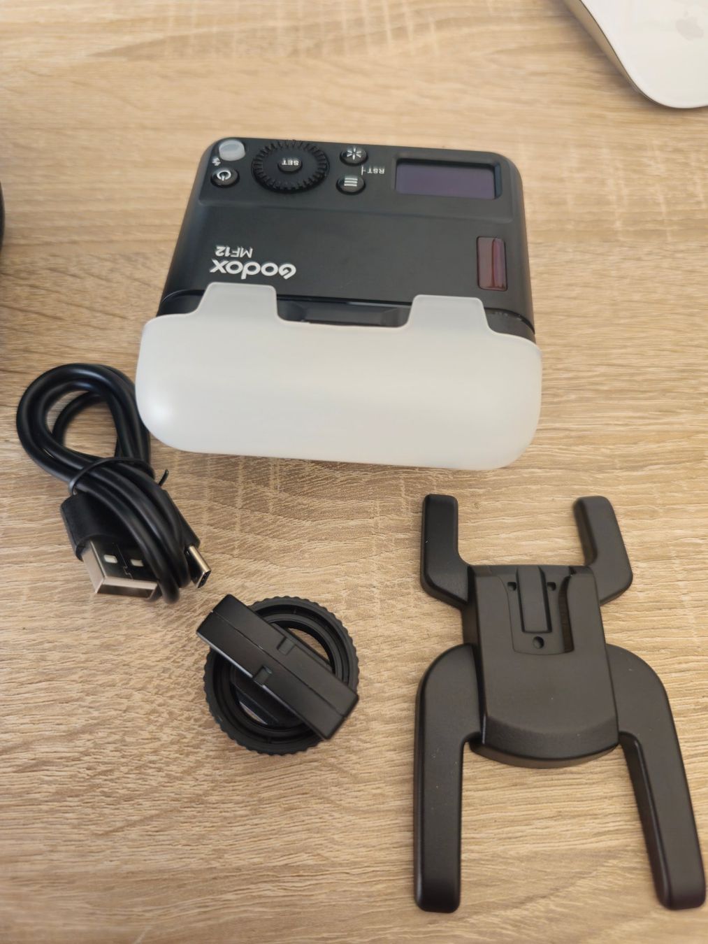 Godox Blitze: Godox Macro Blitz MF12 – Gebraucht aus Bözberg von Cumba