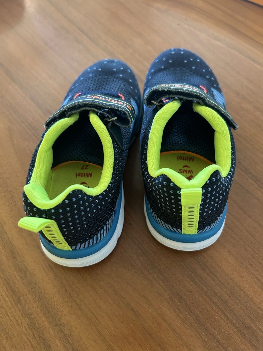 Elefanten Chaussures garçon: Elefanten Turnschuhe dunkelblau Grösse 27 – D'occasion à Steffisburg par Kudiru 1