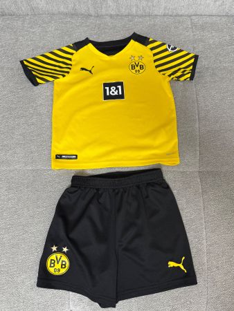 Borussia Dortmund, Trikot und Shorts Gr. 116 (5-6 J)
