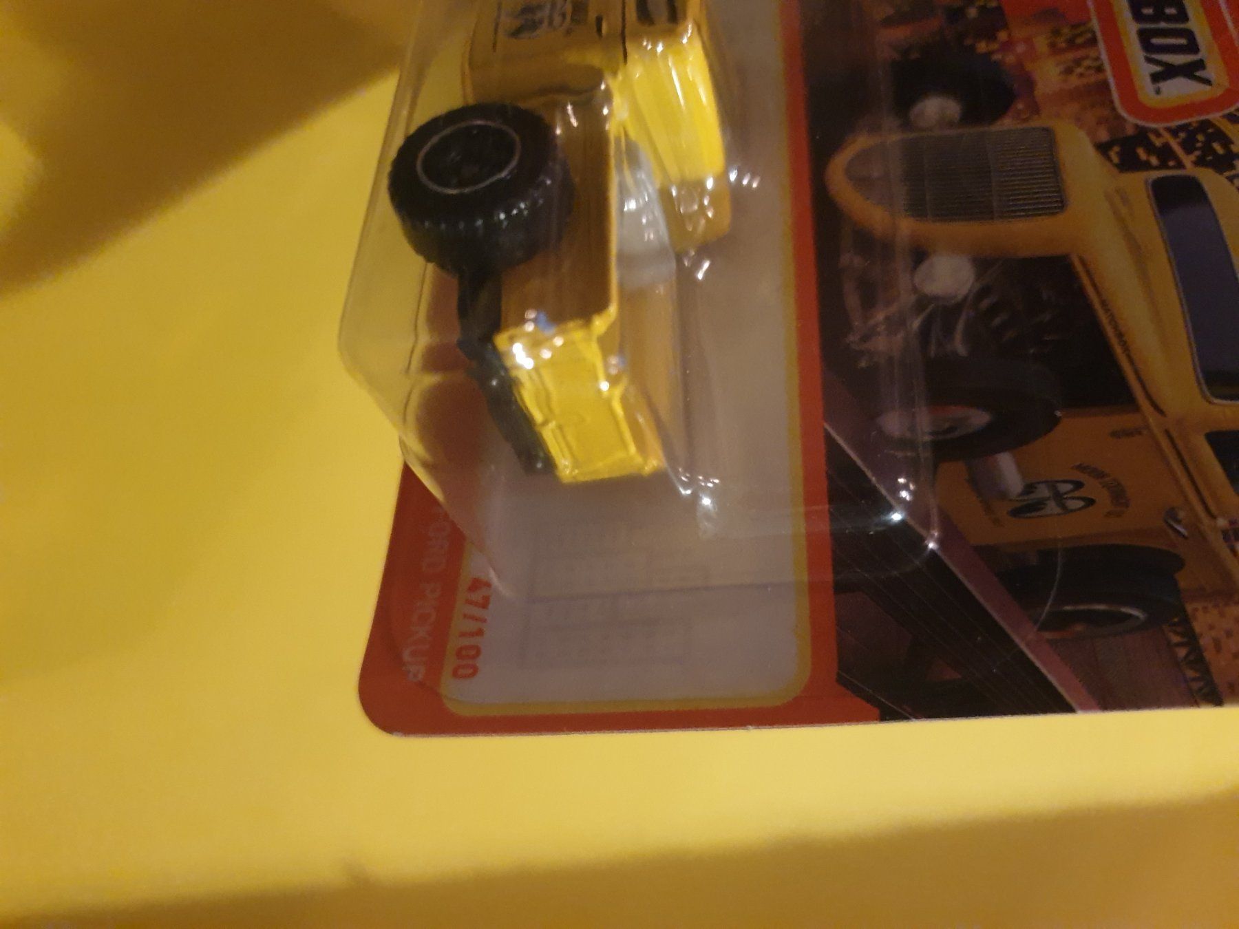 Matchbox Modellini d'auto: 2 x Matchbox '35 FORD PICKUP – Nuovo e nell'imballaggio originale da Oftringen venduto da Rotor 9