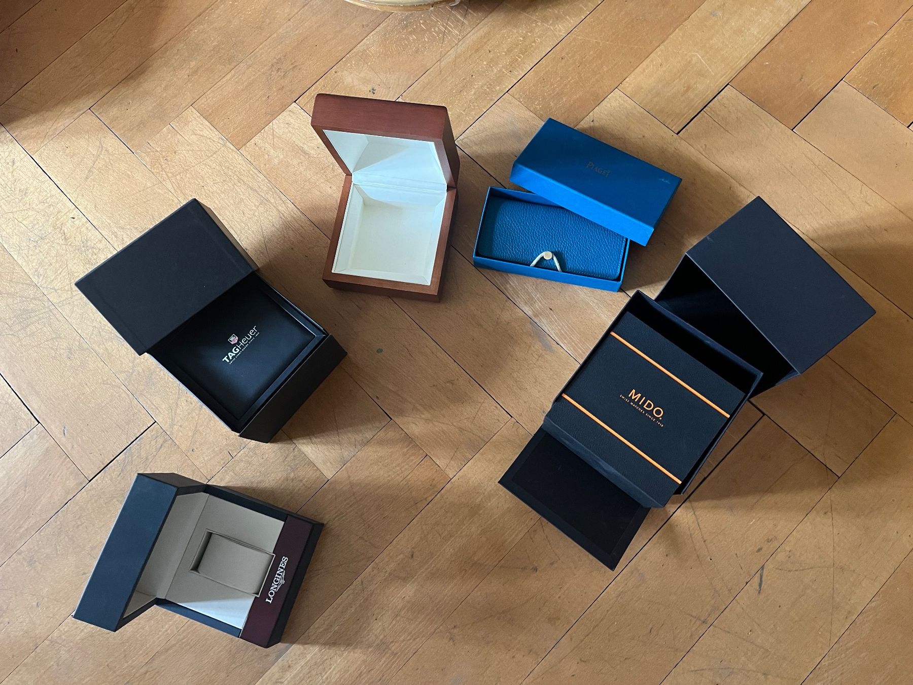 Scatole porta orologi: Lot de boîtes coffrets pour montres – Usato da La Chaux-de-Fonds venduto da fro_g2tl 1