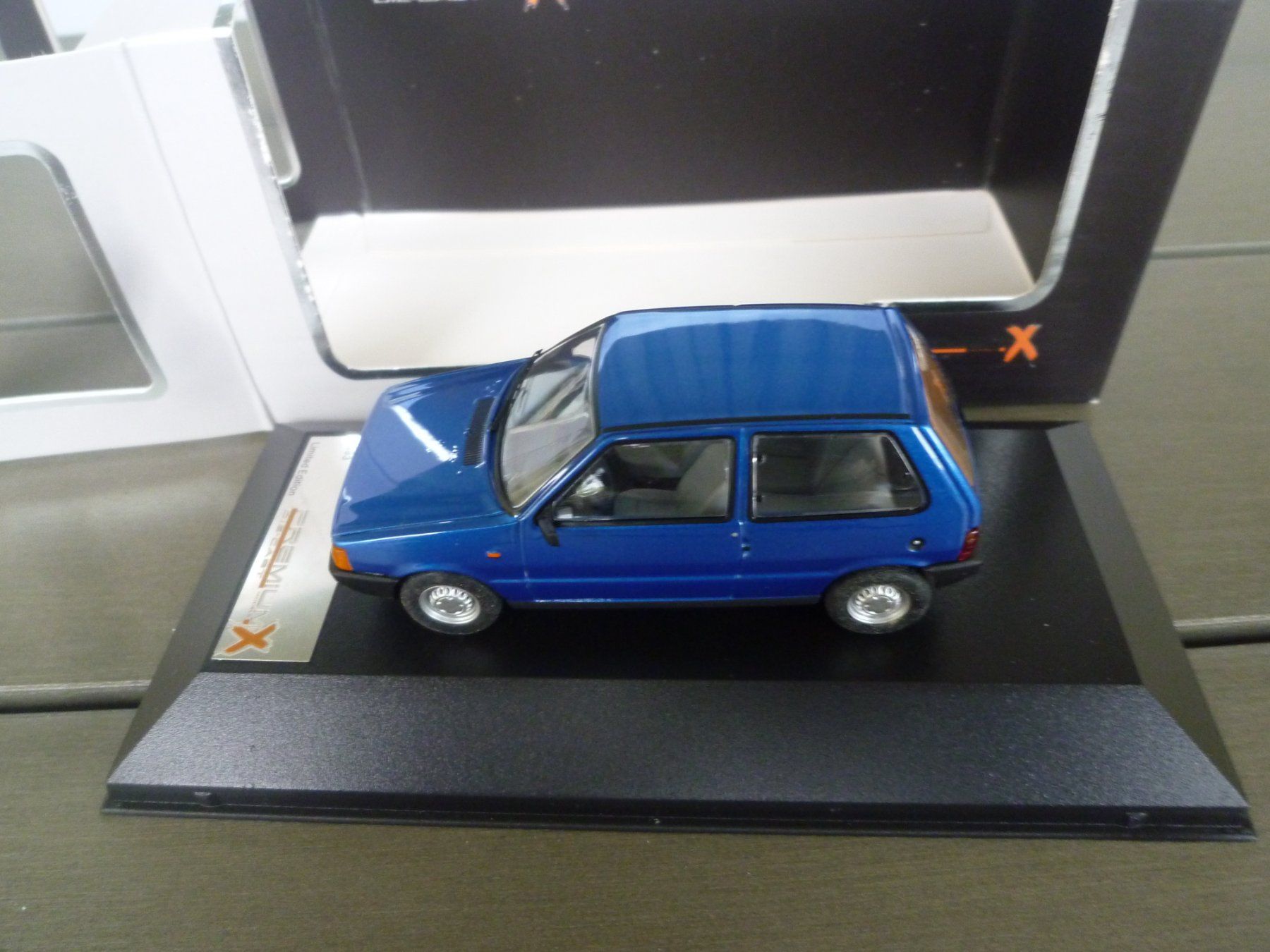 Fiat Modellini d'auto: Fiat Uno (1983) – Nuovo e nell'imballaggio originale da Flawil venduto da Imperiosud 4