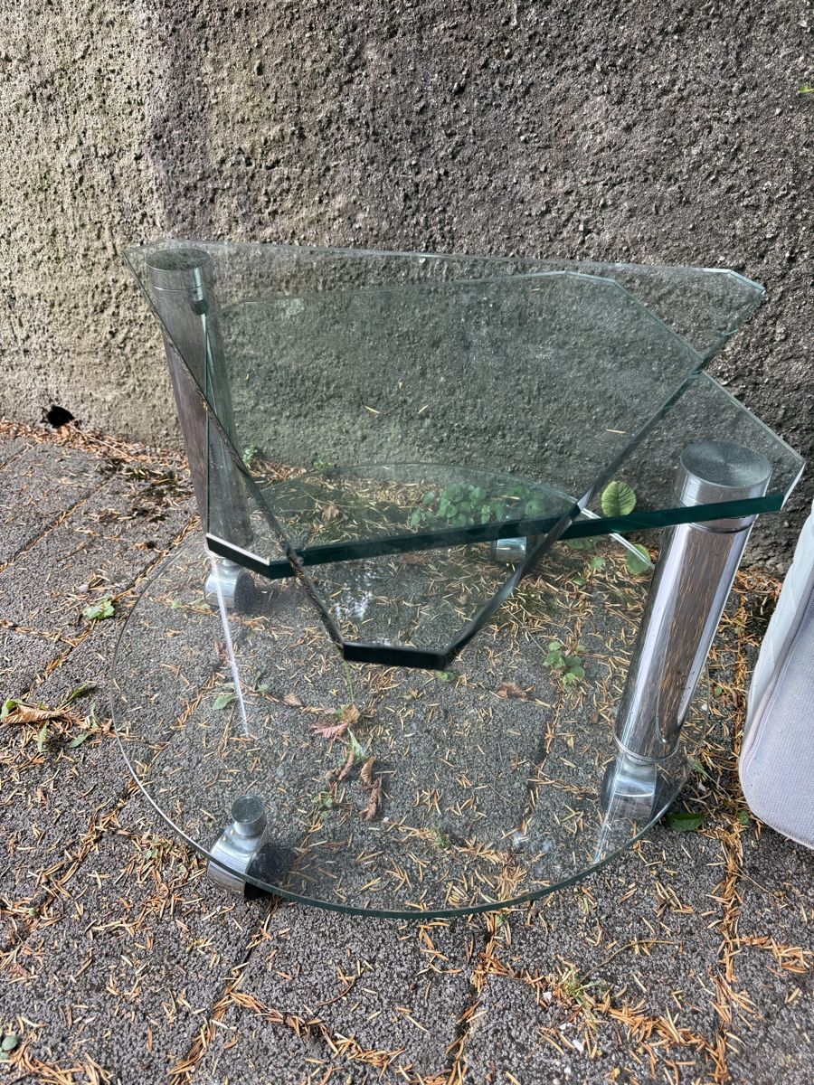 Tische: Glastisch – Gebraucht aus Zürich von michelkoch95