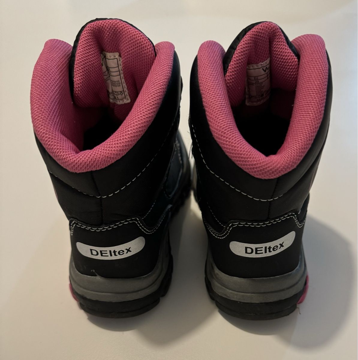 Scarpe per ragazze: Bottes pour l’hiver enfant – Usato da Genève venduto da AS27 3
