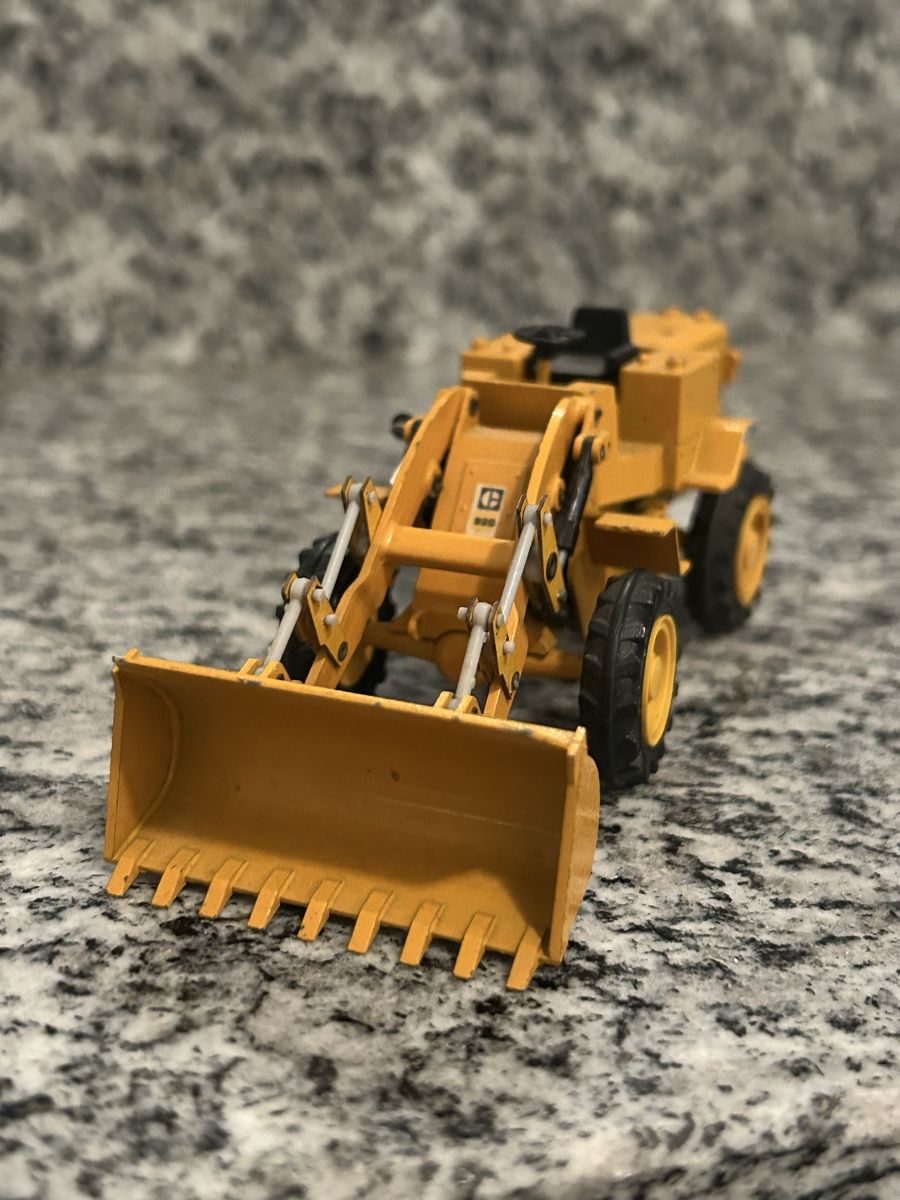 Caterpillar Modellbausätze & Standmodelle: Cat Radlader, 1:50 , Gescha – Gebraucht aus Horw von Tigercat635 2