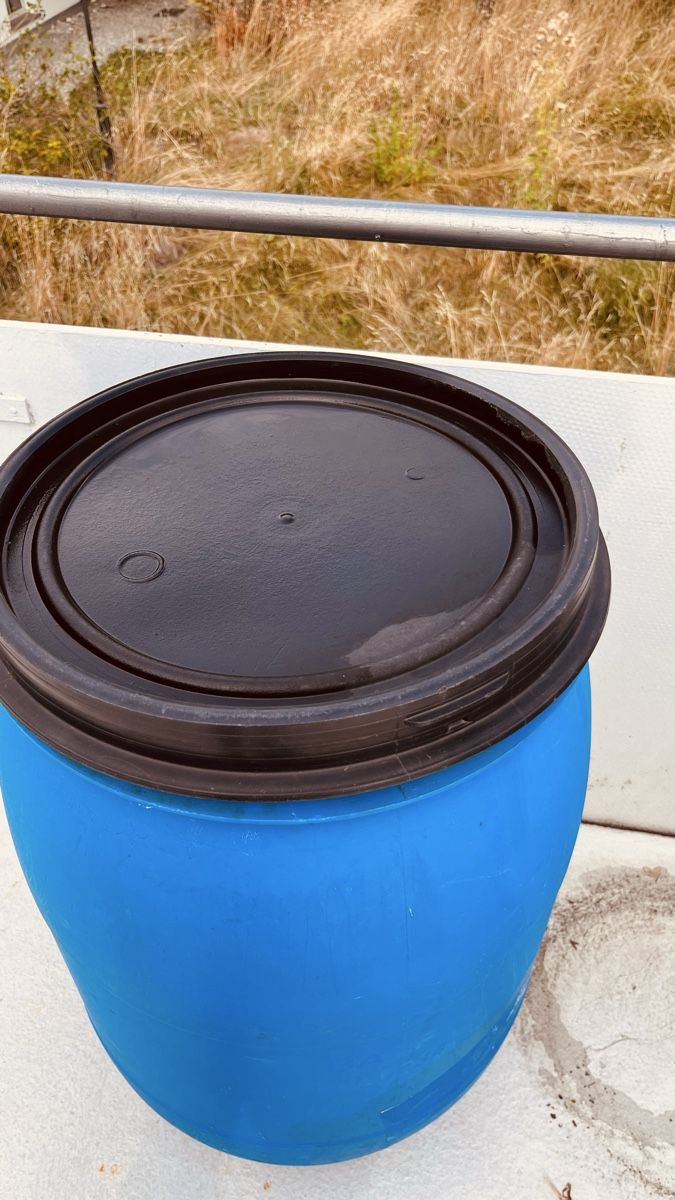 Annaffiatura & Irrigazione: Regenfass – Usato da Pfäffikon SZ venduto da wino1 1