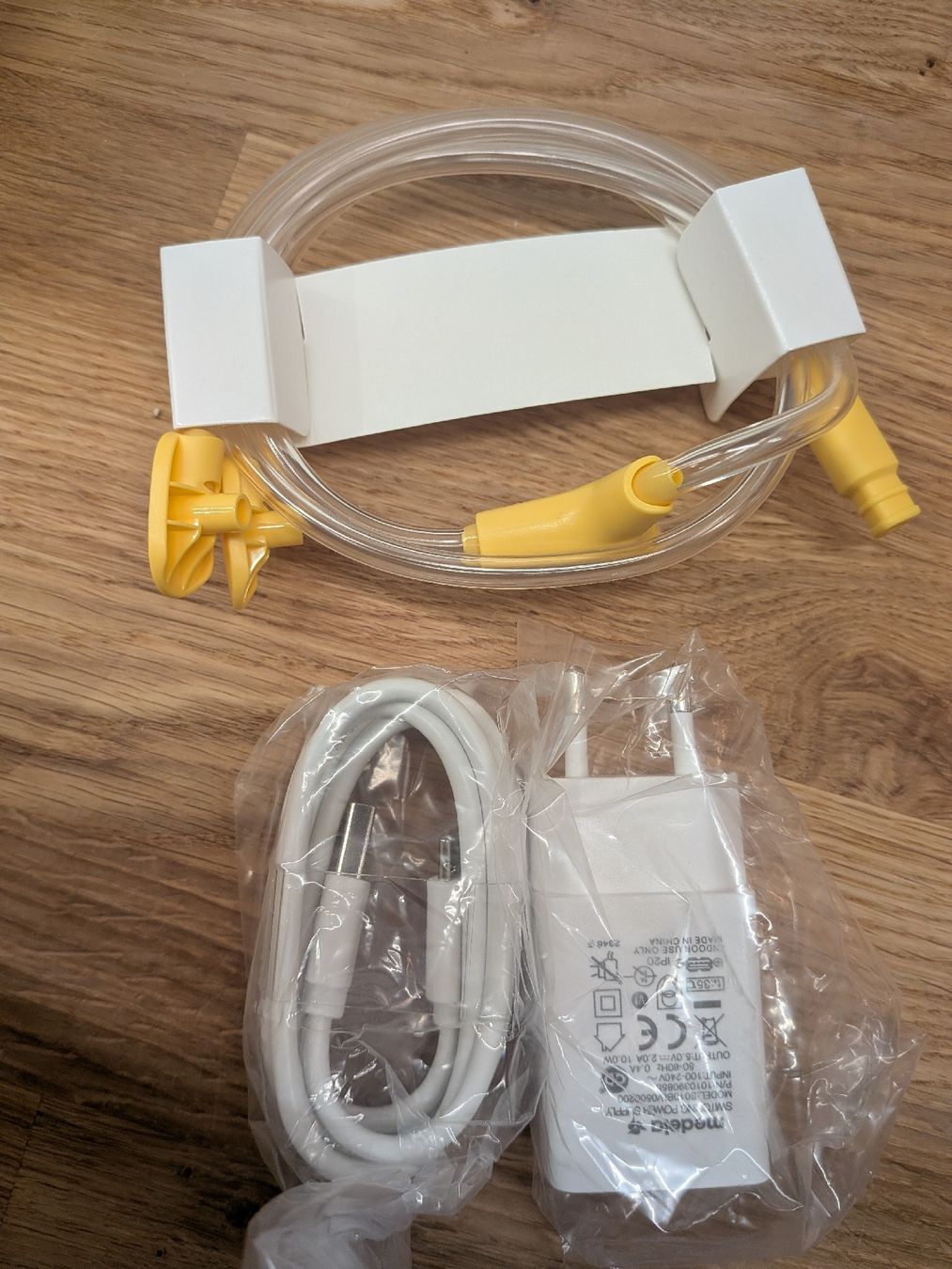 Medela Accessori per l’allattamento: Medela Doppelmilchpumpe Hands Free – Usato da Büren an der Aare venduto da su_10 7