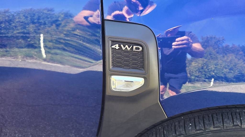Autos: Dacia Duster 4 WD Celebration  – Gebraucht aus Egg b. Zürich von Burunduk0 4