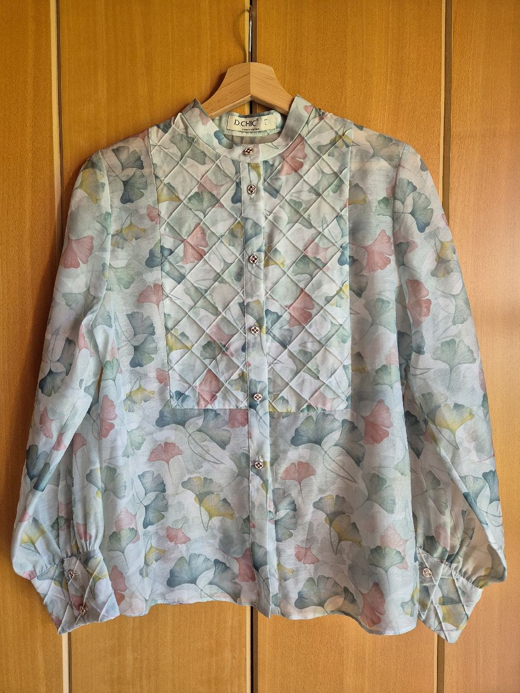 Blusen: D.CHIC Elegante Bluse Gr. S - Florales Muster Ginkgo – Neu (gemäss Beschreibung) aus Pfeffingen von Elegant_trend 2