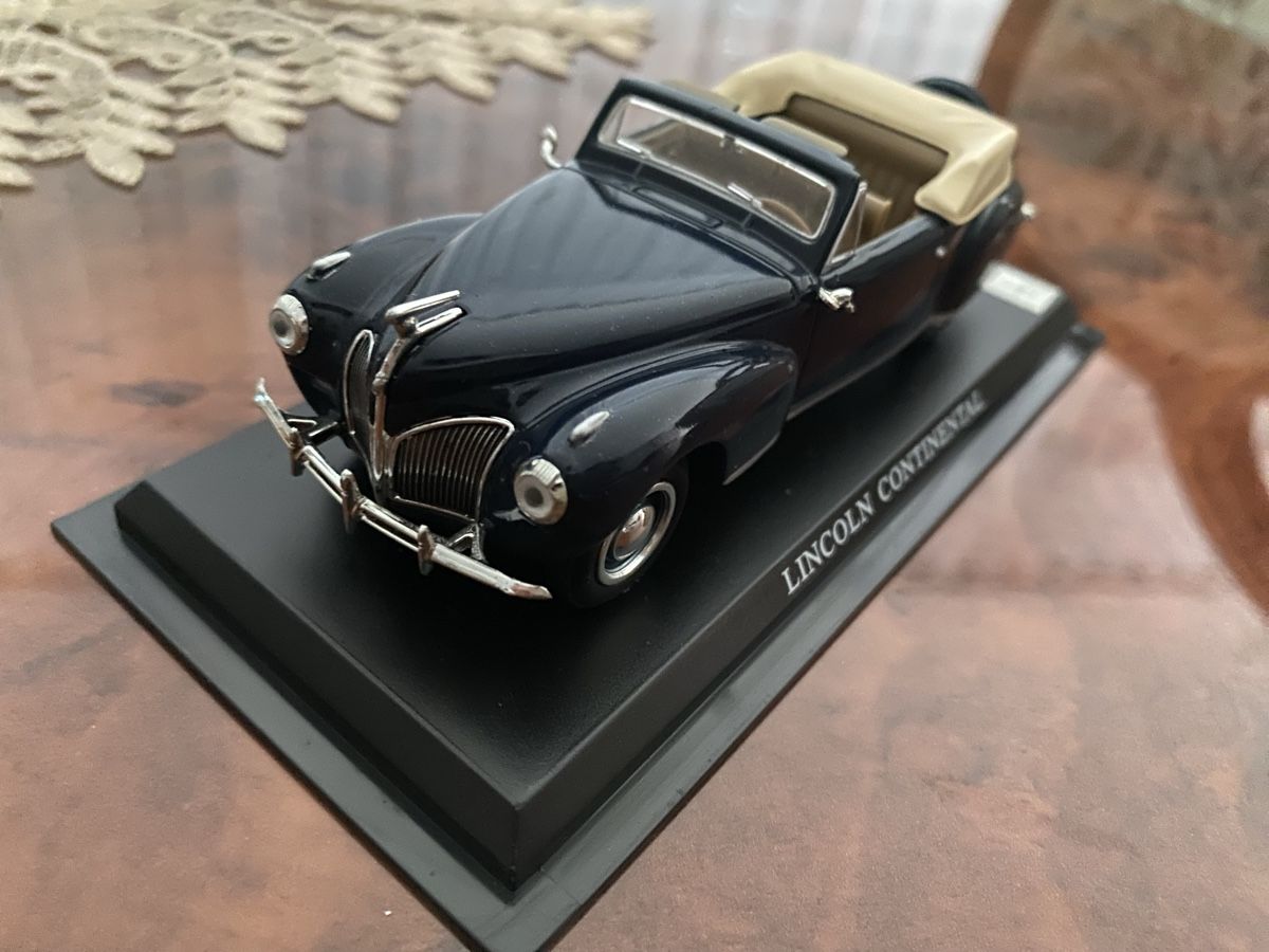 Continental Modellini d'auto: Lincoln Continental – Nuovo e nell'imballaggio originale da St. Margrethen SG venduto da Alfista_159 1