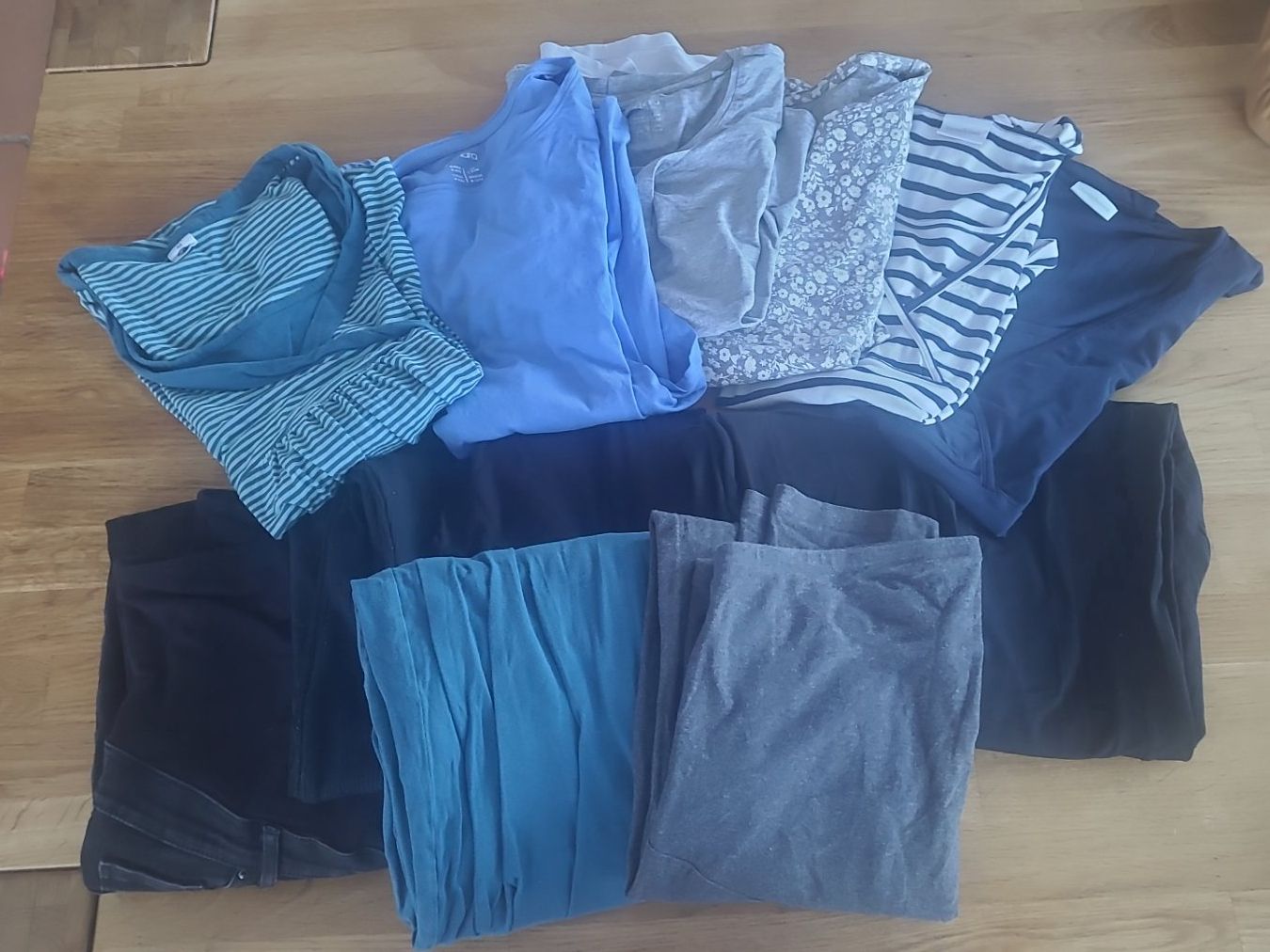 Kleiderpakete: Kleiderpaket Umstandsmode – Gebraucht aus Uetendorf von Heyhey3661
