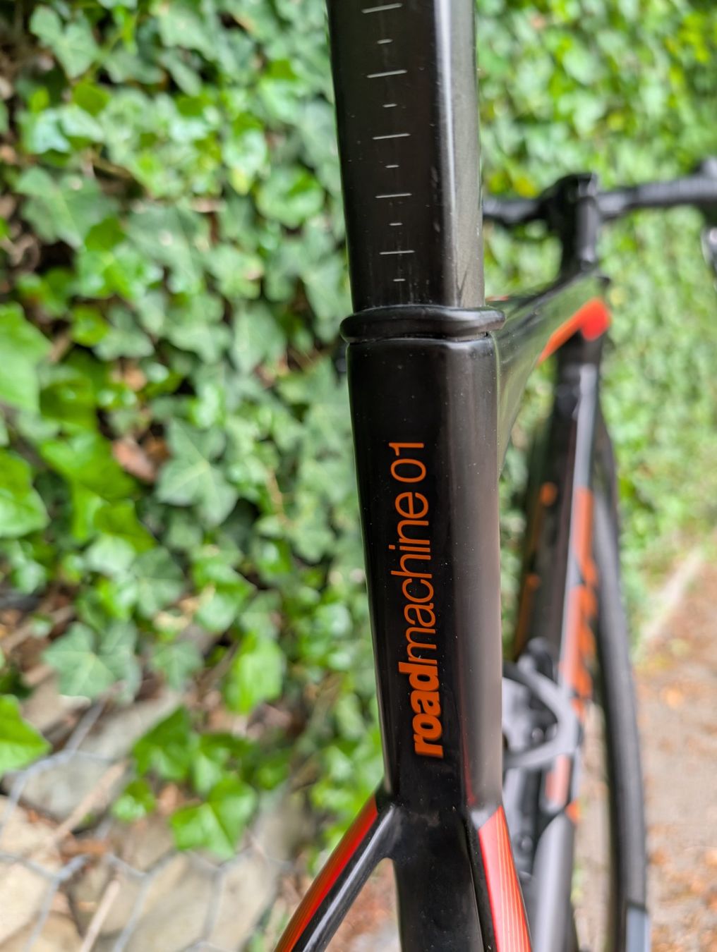 BMC Biciclette: BMC Roadmachine 01 - Vollcarbon, Ultegra Di2 – Usato da Geroldswil venduto da soalle 8