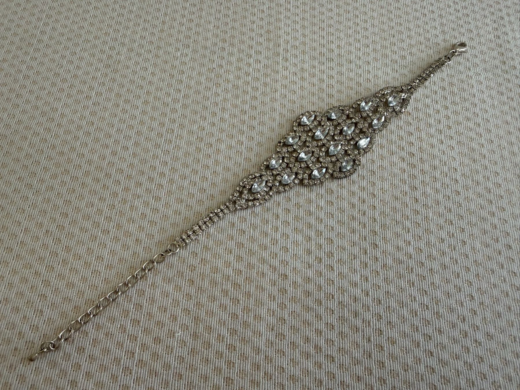 Armbänder & -reifen: Bracelet – Gebraucht aus Sion von accroshoes