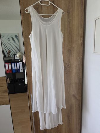 Weißes langes Doppel lagiges Kleid