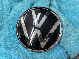 Original VW - 5TA853630B DPJ - Emblem Zeichen hinten Touran