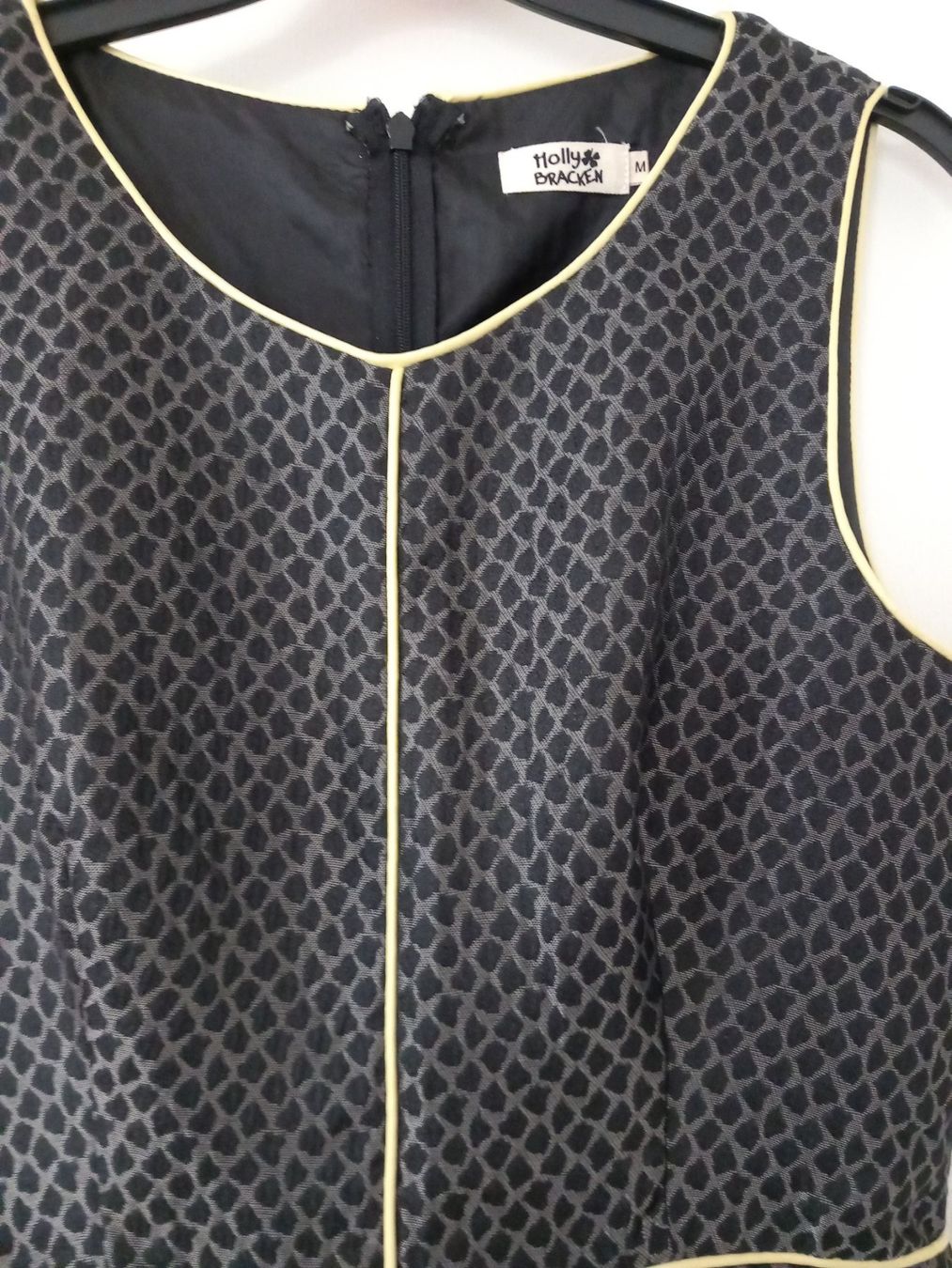 Robes: Robe soirée Molly Bracken t.M – Neuf (Voir description) à Lausanne par jess090 1