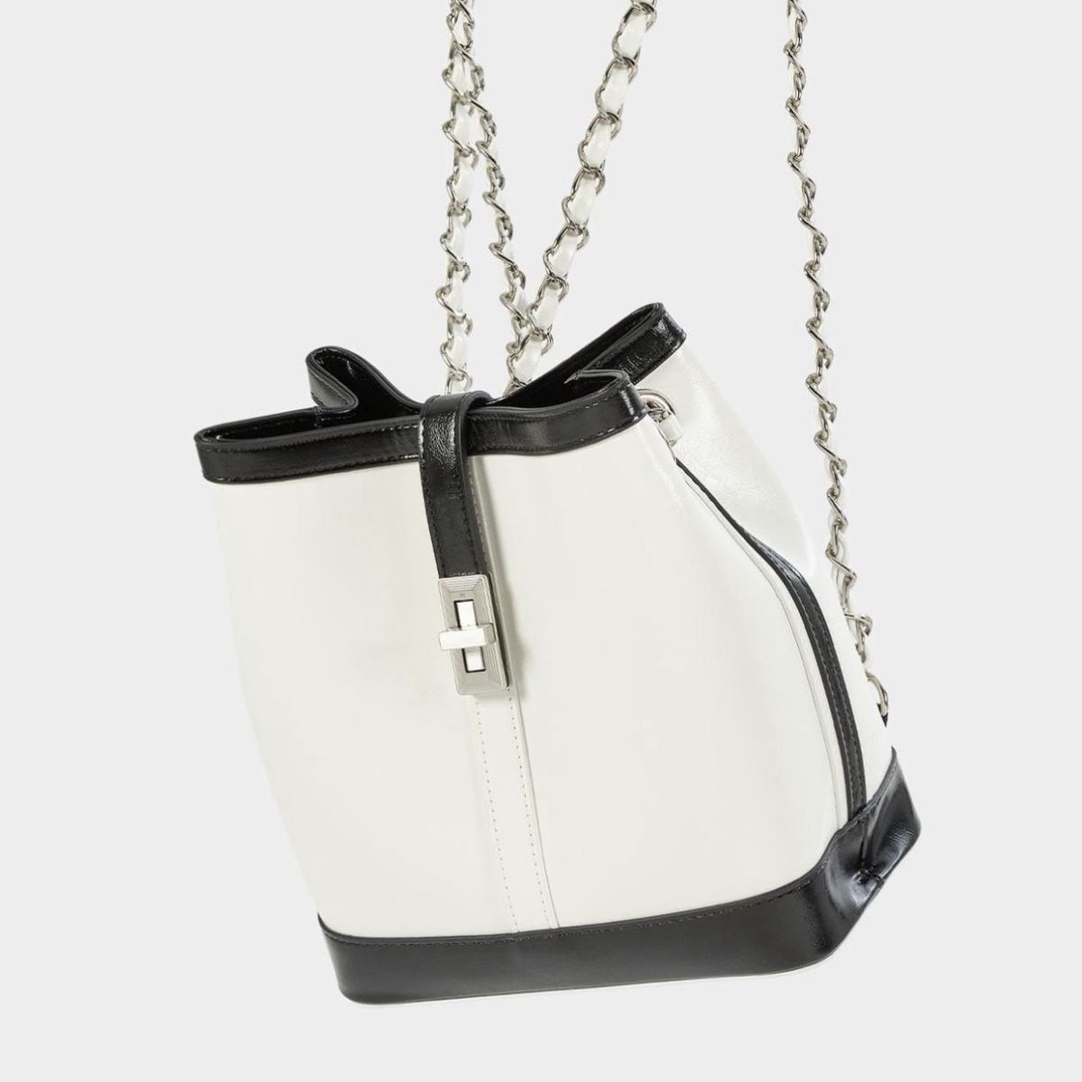 Borse da donna: Atelier Classic Carol Backpack White Black – Usato da Basel venduto da yyyyyyy20