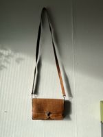 Echtleder Umhängetasche Braun - mit Prägung/Muster
