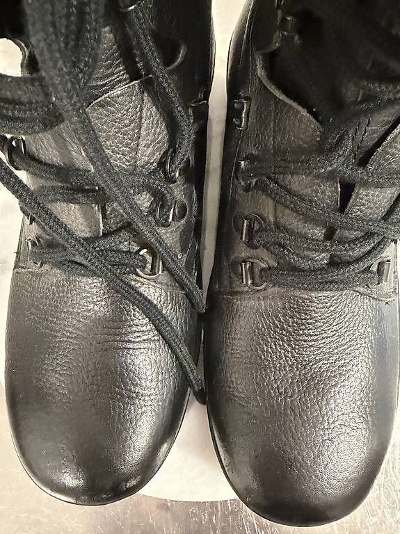 Scarpe da uomo: Stillgestanden! Bally Schweizer Armee Stiefel KS90 – Usato da Zürich venduto da hoizaemme 2