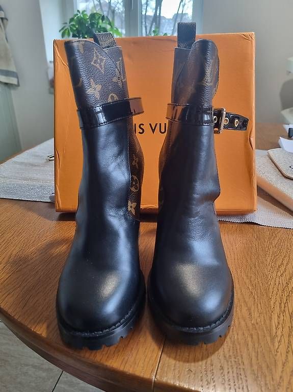 Scarpe da donna: Stiefel – Usato da St. Margarethen TG venduto da jda_95gd 2