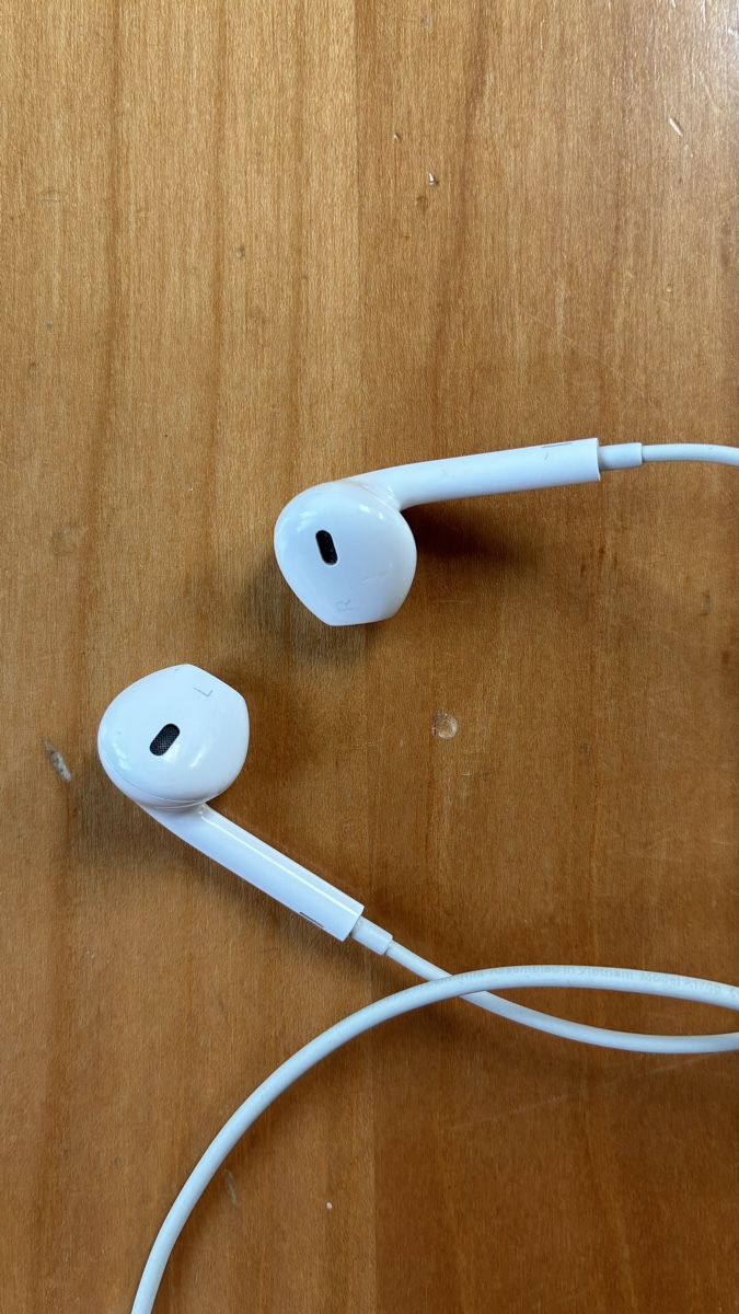 Apple Cuffie: Apple EarPods Lightning-Anschluss – Usato da Bern venduto da jojoo.e 2