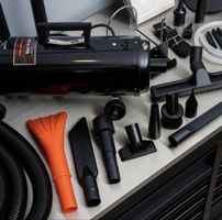 MetroVac Vac 'N' Blo Professional Vacuum Cleaner and blower