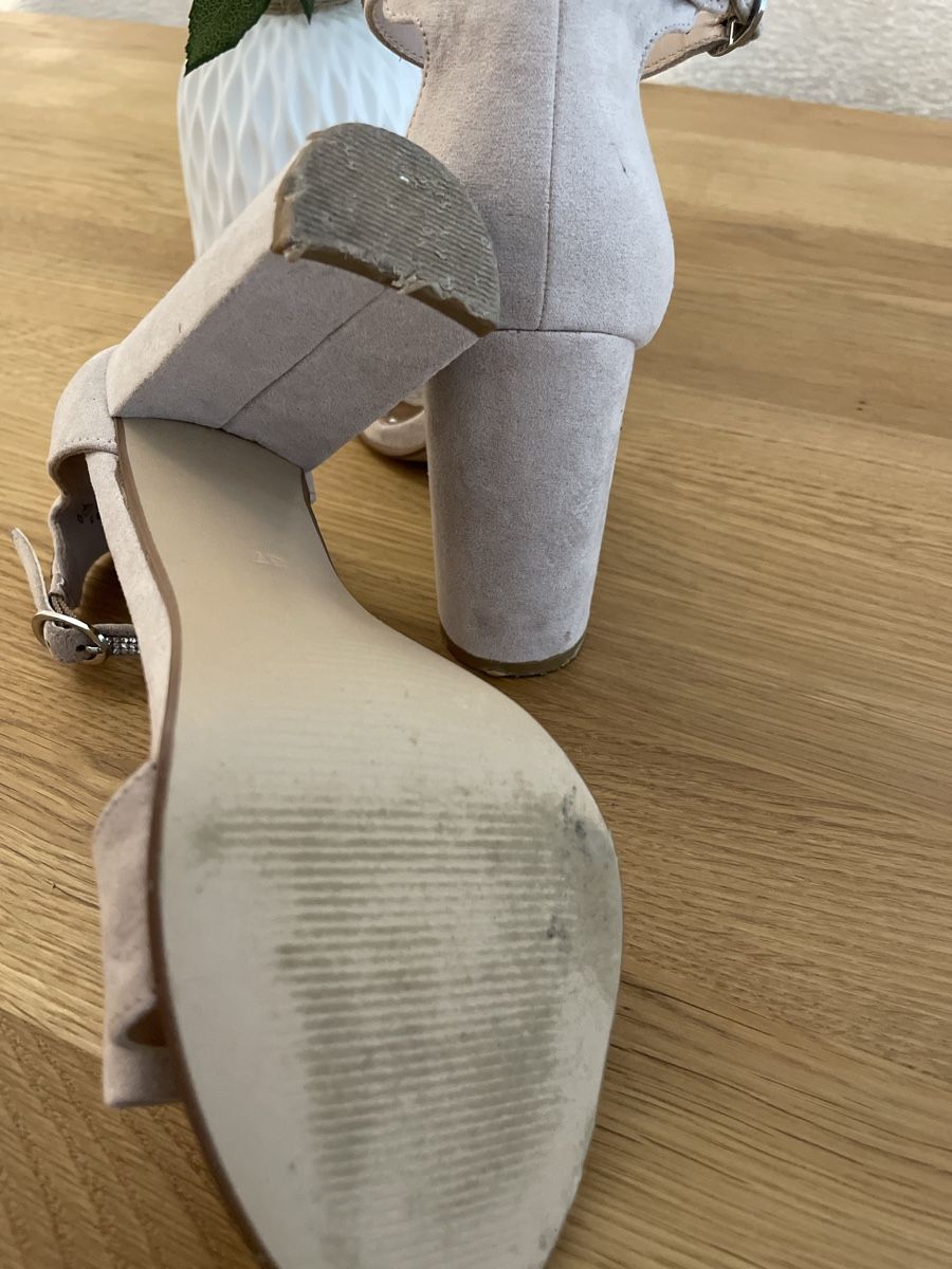 Graceland Damenschuhe: Highheels rosa Grösse 38 mit Steinchen – Gebraucht aus Dürnten von lis_867d 5