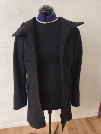 Tragemantel von Mamalila Grösse M